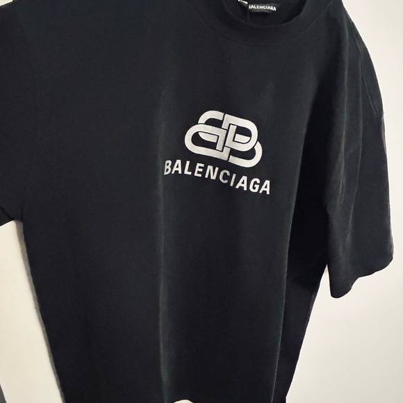 Balenciaga Oversized T-Shirt size M - Picture 3 of 9
